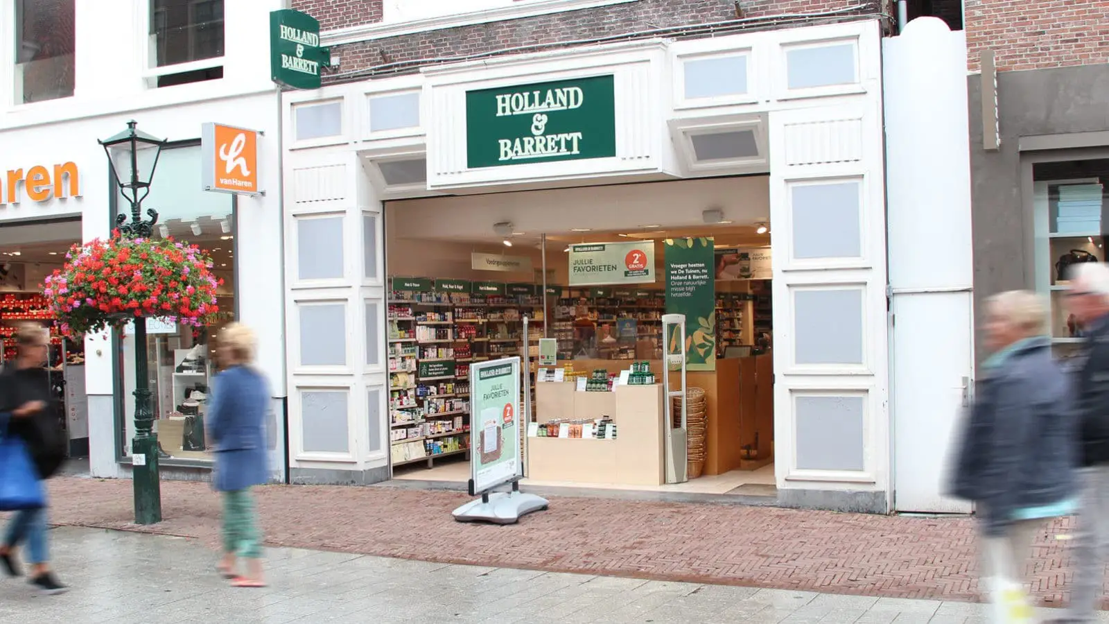 holland-barret-1-1